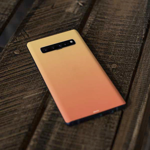 Orange Ombre Galaxy S10 Plus Skin