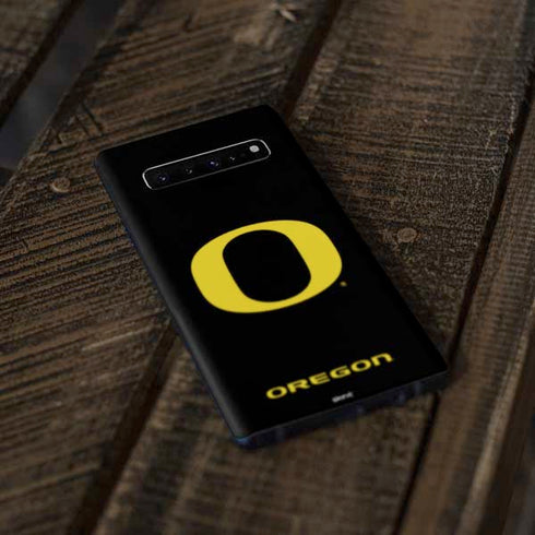 University of Oregon Ducks Black Gradient Galaxy S10 Plus Skin