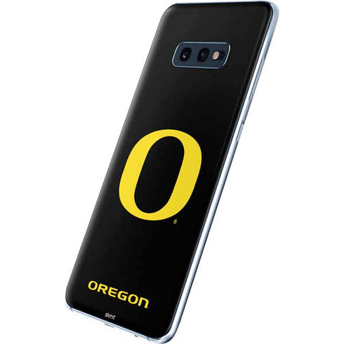 University of Oregon Ducks Black Gradient Galaxy S10e Skin