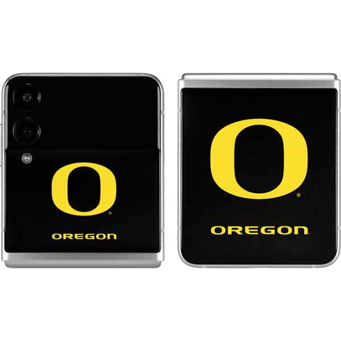 University of Oregon Ducks Black Gradient Galaxy Z Flip4 5G Skin