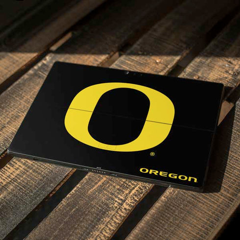 University of Oregon Ducks Black Gradient Surface Pro 6 Skin