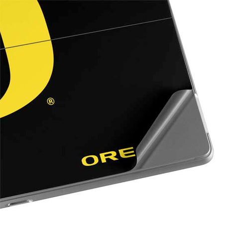 University of Oregon Ducks Black Gradient Surface Pro 8 Skin