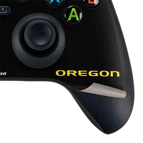 University of Oregon Ducks Black Gradient Xbox Series X Controller Skin