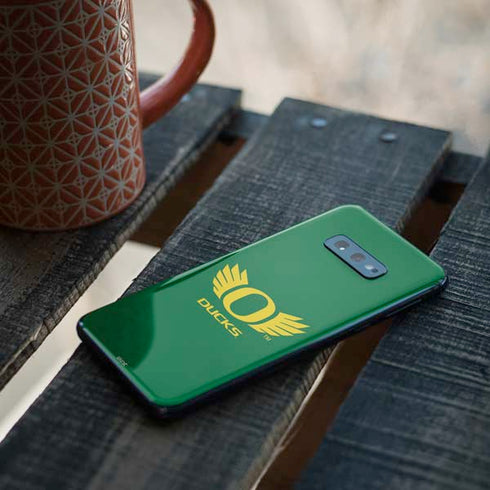 University of Oregon Ducks Green Galaxy S10e Skin