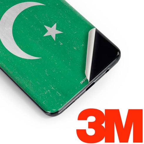 Pakistan Flag Distressed Galaxy S10 Skin
