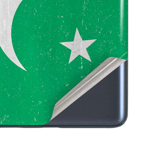 Pakistan Flag Distressed Galaxy S20 Fan Edition Skin