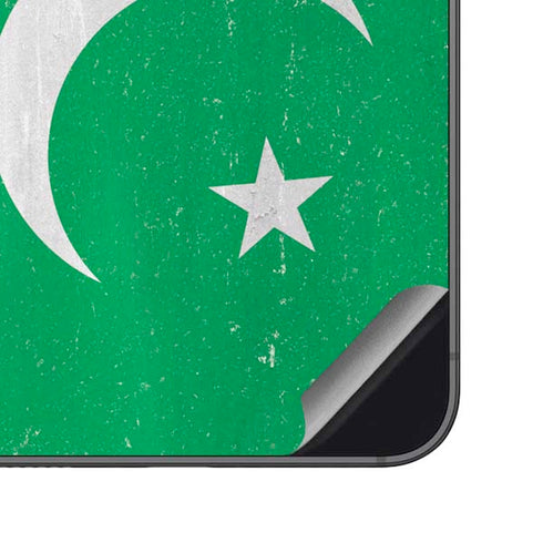 Pakistan Flag Distressed Galaxy S23 FE Skin
