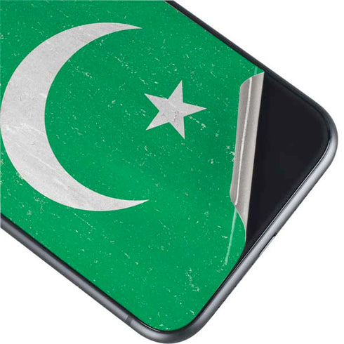 Pakistan Flag Distressed iPhone 11 Skin