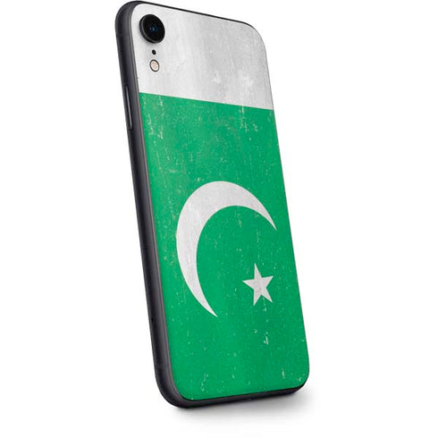 Pakistan Flag Distressed iPhone XR Skin