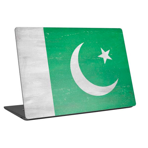 Pakistan Flag Distressed Universal Laptop 16.6in (13.4 x 9.7in) Skin