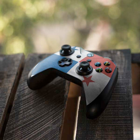 Panama Flag Distressed Xbox One X Controller Skin