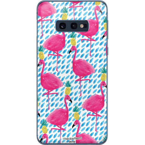 Bouffants and Broken Hearts Party Flamingos Galaxy S10e Skin