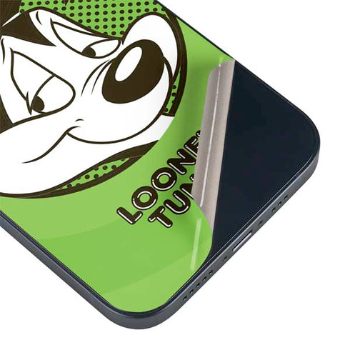 Looney Tunes Pepe Le Pew Full iPhone 14 Plus Skin