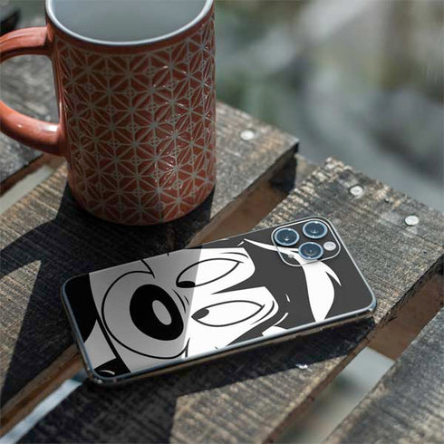 Looney Tunes Pepe Le Pew iPhone 11 Pro Skin