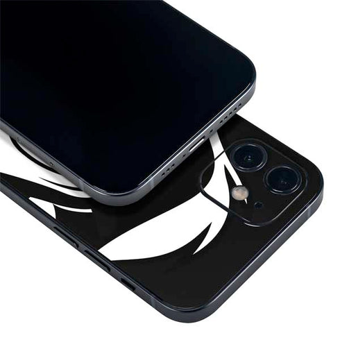 Looney Tunes Pepe Le Pew iPhone 12 Skin