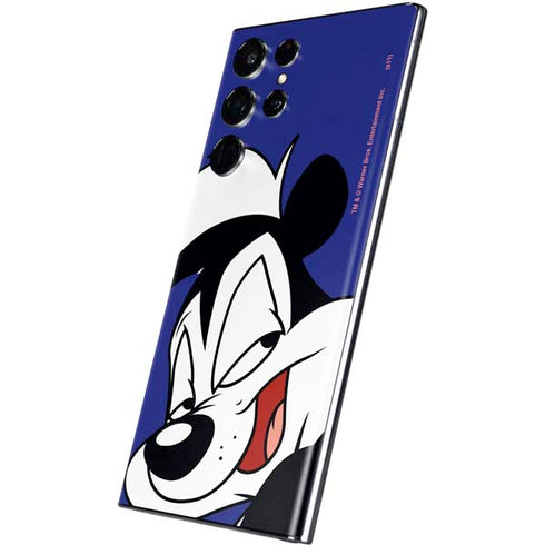 Looney Tunes Pepe Le Pew Zoomed In Galaxy S22 Ultra Skin