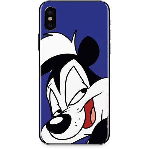 Looney Tunes Pepe Le Pew Zoomed In iPhone 8 Skin
