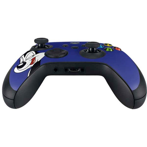 Looney Tunes Pepe Le Pew Zoomed In Xbox Series X Controller Skin