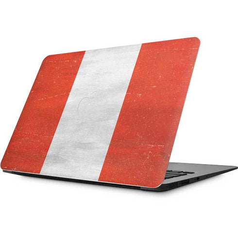 Peru Flag Distressed Apple MacBook Skin