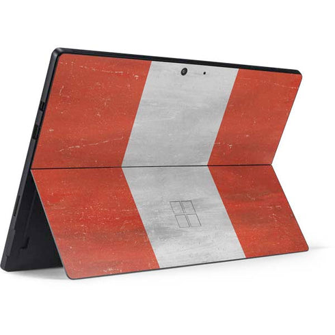 Peru Flag Distressed Surface Pro 7 Skin