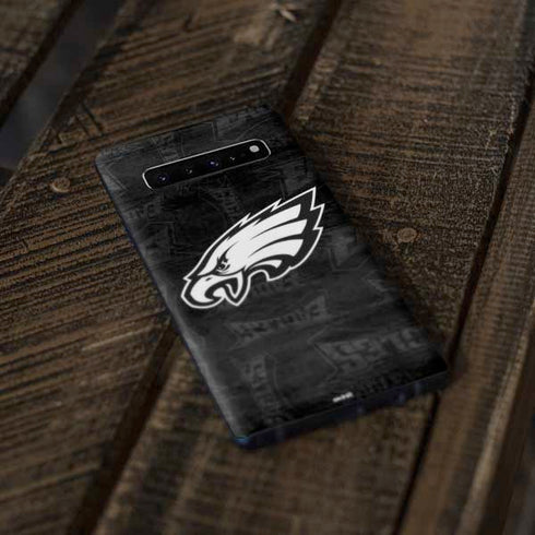NFL Philadelphia Eagles Black & White Galaxy S10 Skin