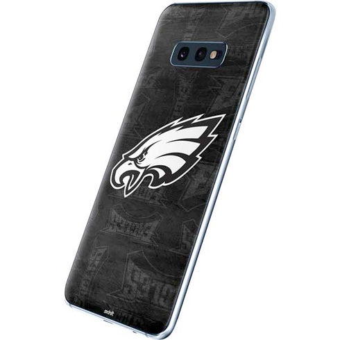 NFL Philadelphia Eagles Black & White Galaxy S10e Skin