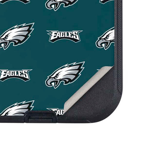 NFL Philadelphia Eagles Blitz Series Otterbox Defender iPhone Skin