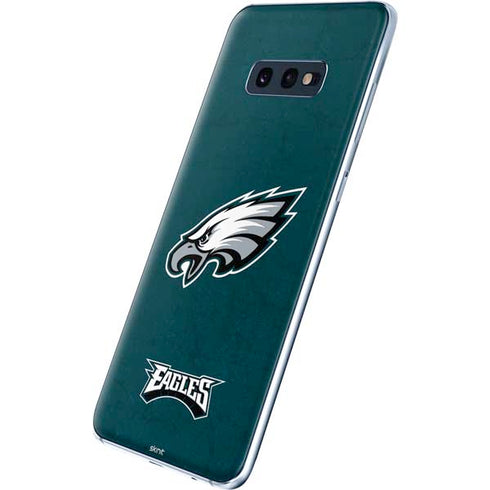 NFL Philadelphia Eagles Distressed Galaxy S10e Skin