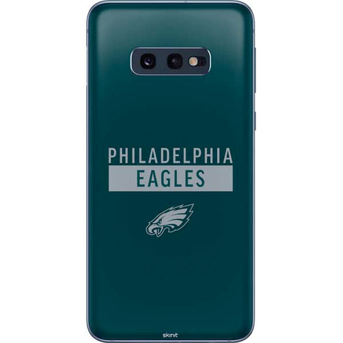 NFL Philadelphia Eagles Green Performance Series Galaxy S10e Skin