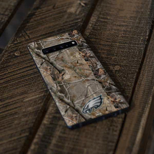 NFL Philadelphia Eagles Realtree AP Camo Galaxy S10 Plus Skin