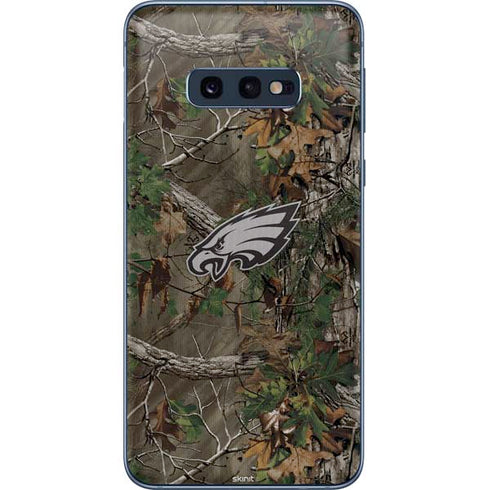 NFL Philadelphia Eagles Realtree Xtra Green Camo Galaxy S10e Skin