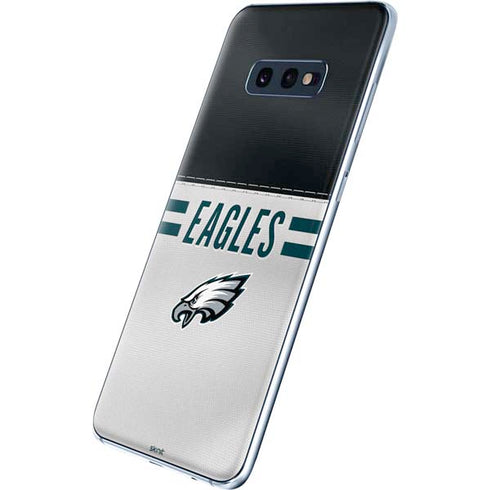 NFL Philadelphia Eagles White Striped Galaxy S10e Skin