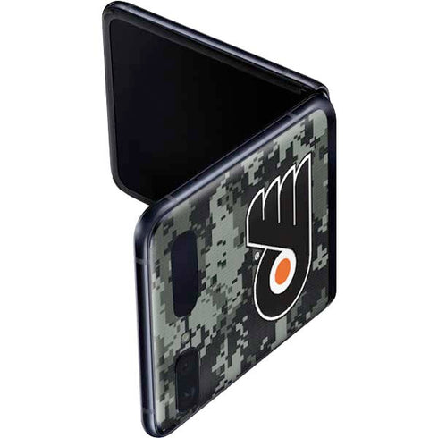 NHL Philadelphia Flyers Camo Galaxy Z Flip Skin