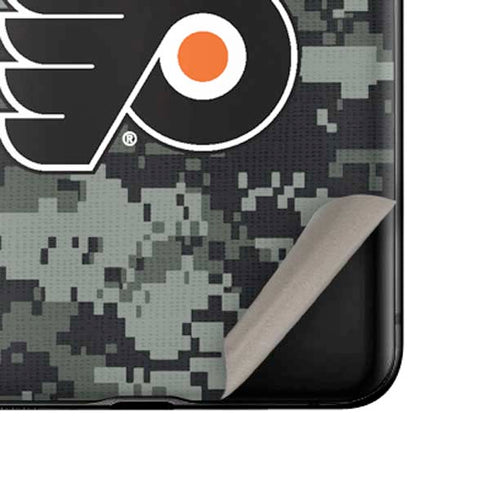 NHL Philadelphia Flyers Camo Galaxy Z Flip Skin