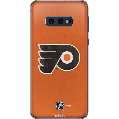NHL Philadelphia Flyers Distressed Galaxy S10e Skin