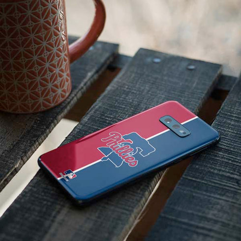 MLB Philadelphia Phillies Split Galaxy S10e Skin
