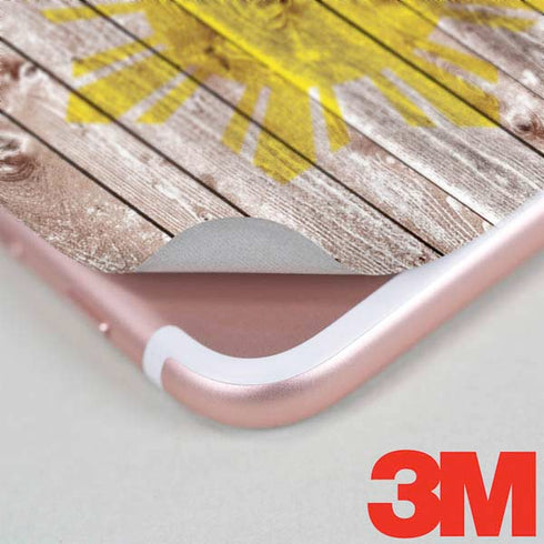 Philippines Flag Dark Wood iPhone 7 Skin