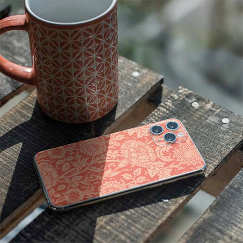 William Morris Pink & Rose iPhone 11 Pro Skin