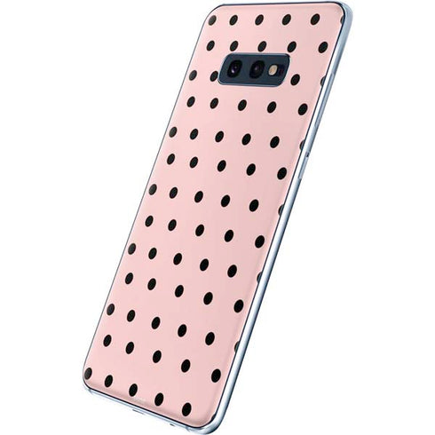 Pink and Black Polka Dots Galaxy S10e Skin