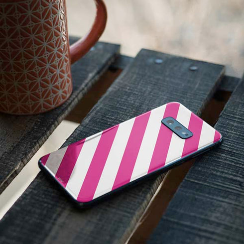 Pink and White Geometric Stripes Galaxy S10e Skin