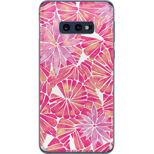 Cat Coq Pink Water Lilies Galaxy S10e Skin