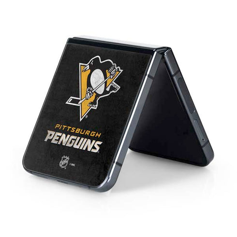 NHL Pittsburgh Penguins Distressed Galaxy Z Flip5 5G Skin