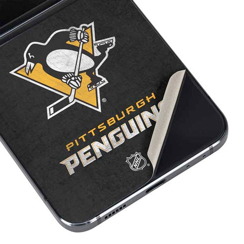 NHL Pittsburgh Penguins Distressed Galaxy Z Flip5 5G Skin
