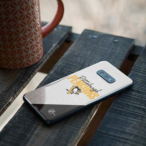 NHL Pittsburgh Penguins Script Galaxy S10e Skin