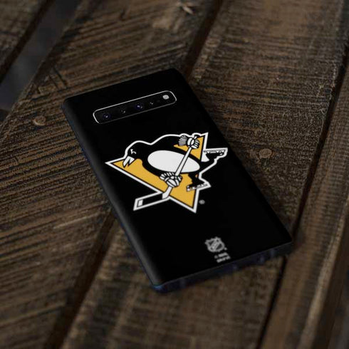 NHL Pittsburgh Penguins Solid Background Galaxy S10 Skin