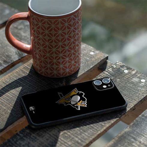 NHL Pittsburgh Penguins Solid Background iPhone 11 Skin