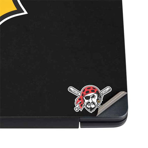 MLB Pittsburgh Pirates - Solid Distressed Dell Vostro Skin