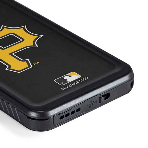 MLB Pittsburgh Pirates - Solid Distressed Galaxy S23 Plus Waterproof Case