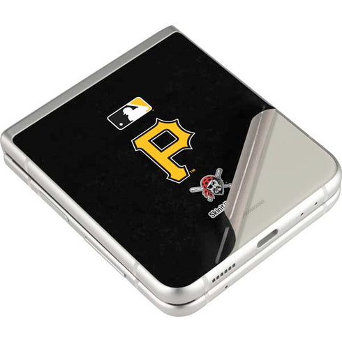 MLB Pittsburgh Pirates - Solid Distressed Galaxy Z Flip3 5G Skin