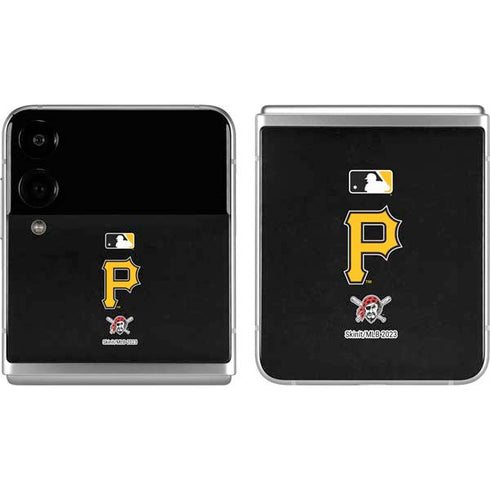 MLB Pittsburgh Pirates - Solid Distressed Galaxy Z Flip4 5G Skin